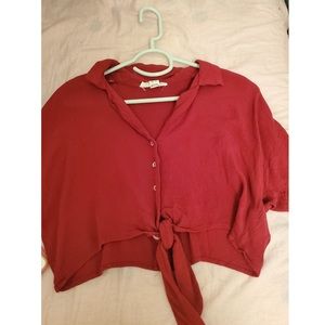 Red crop top t-shirt.